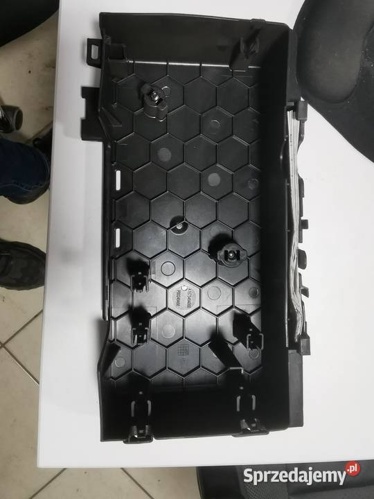 Mercedes Gle W167 skrzynka puszka A1675454000 Złocieniec