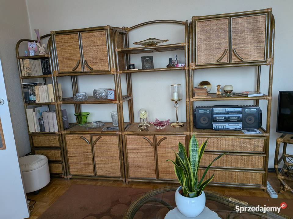 Sprzedam rattanową meblościankę Piękny mebel w kujawsko-pomorskie Bydgoszcz
