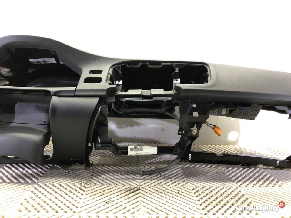 KOKPIT VOLVO V60 I Kombi 1018 KONSOLA DESKA osobowe