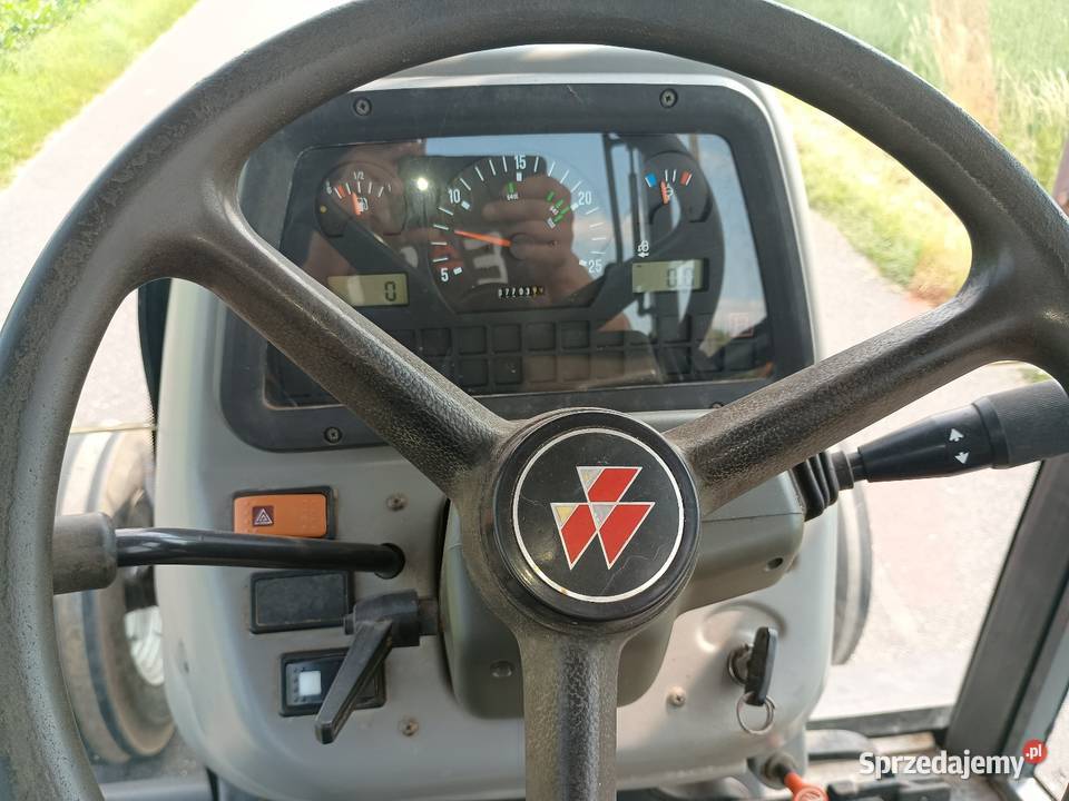Sprzedam ciągnik Massey Ferguson 4225