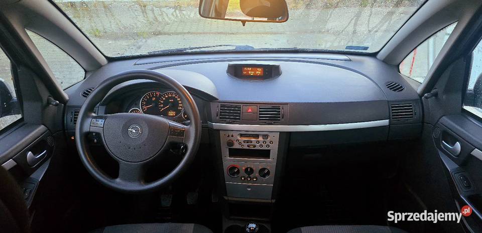 Opel Meriva 16 benzyna Niski Przebieg Zadbany srebrny Bochnia