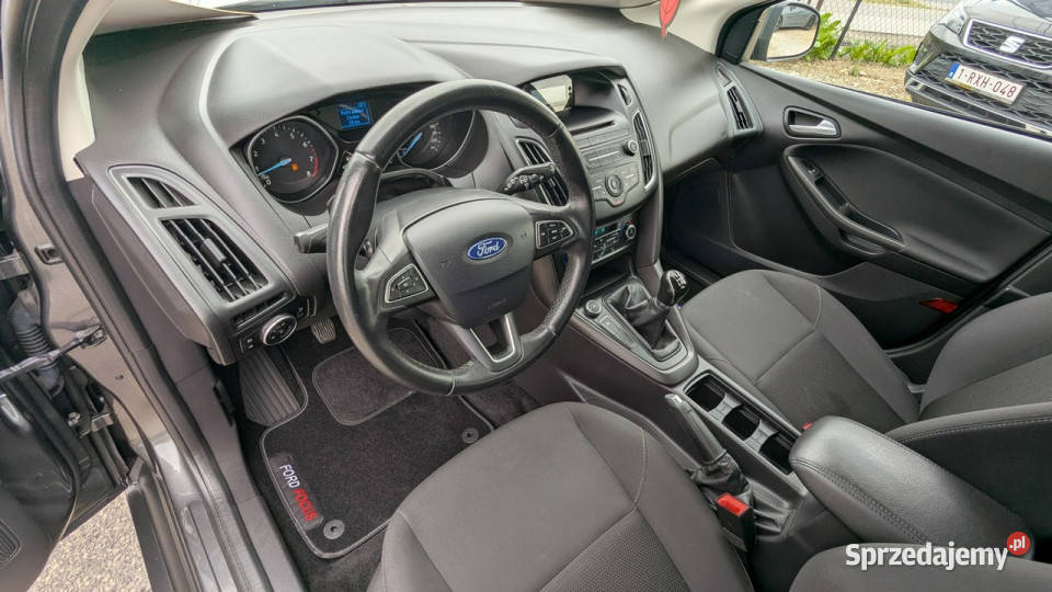 Ford Focus 10EcoBoost101OPŁACONY Bezwypadkowy wielofunkcyjna kierownica Częstochowa
