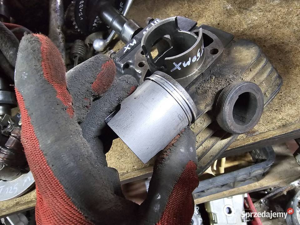 Yamaha DT 50 MX cylinder tłok dt50 dt50mx 50mx Cylindry, głowice, pierścienie Jelenia Góra