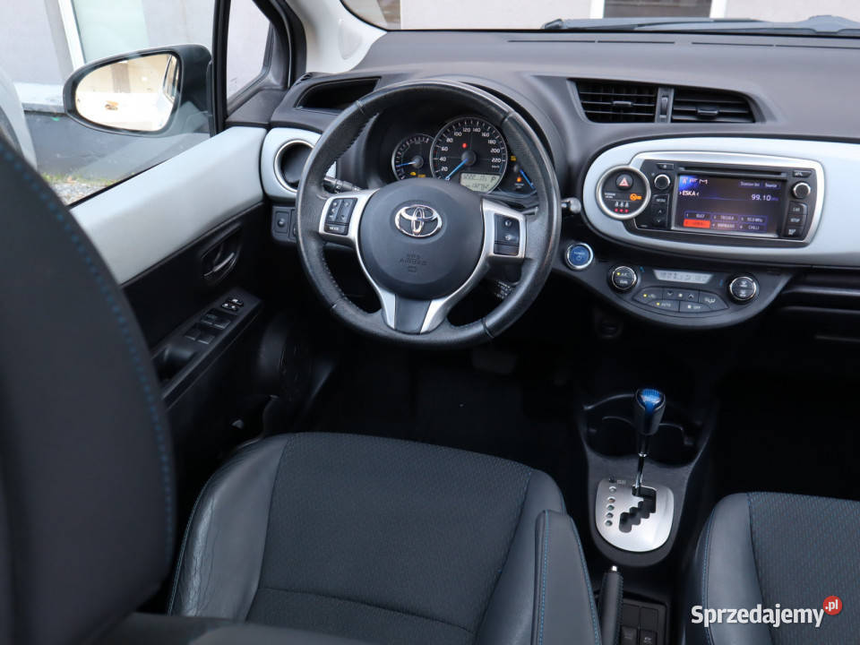 Toyota Yaris 15 Hybrid skórzana tapicerka śląskie sprzedam