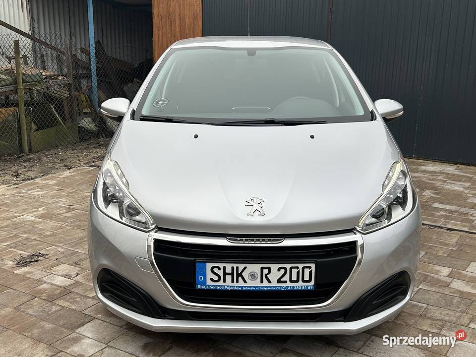 Peugeot 208navigrzane fotele16hdi 208 świętokrzyskie Jędrzejów sprzedam