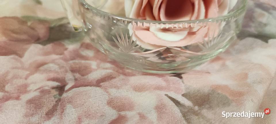 Stary koszyczek kryształowy rzeźbiony Porcelana i szkło Wrocław sprzedam