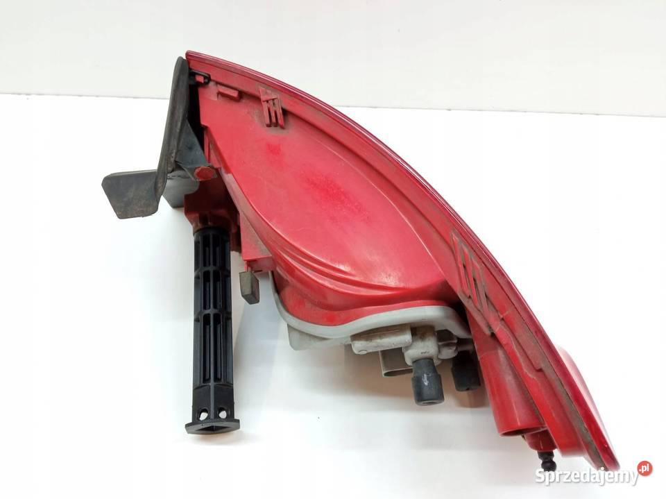 LAMPA TYŁ LEWA KOMBI Audi A4 IV 20082015 B8 osobowe