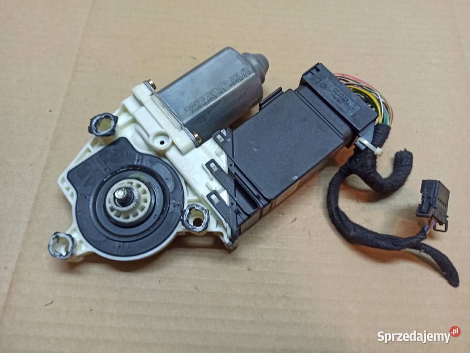 VW Golf IV 4 Silniczek mechanizmu szyby Lewy Wyposażenie elektryczne
