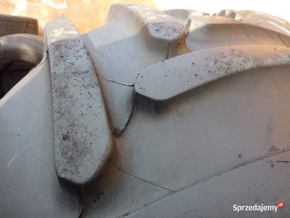 Opona używana rolnicza 44065R28 MICHELIN podlaskie