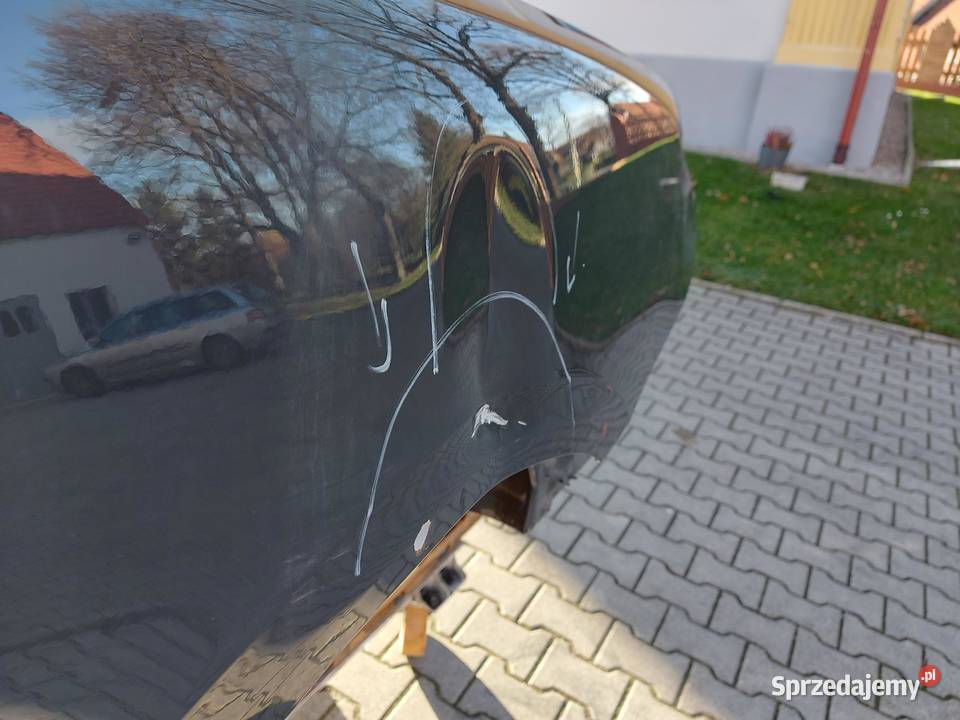 BMW G23 M440i Cabrio Podłoga bagażnika wanna sprzedam