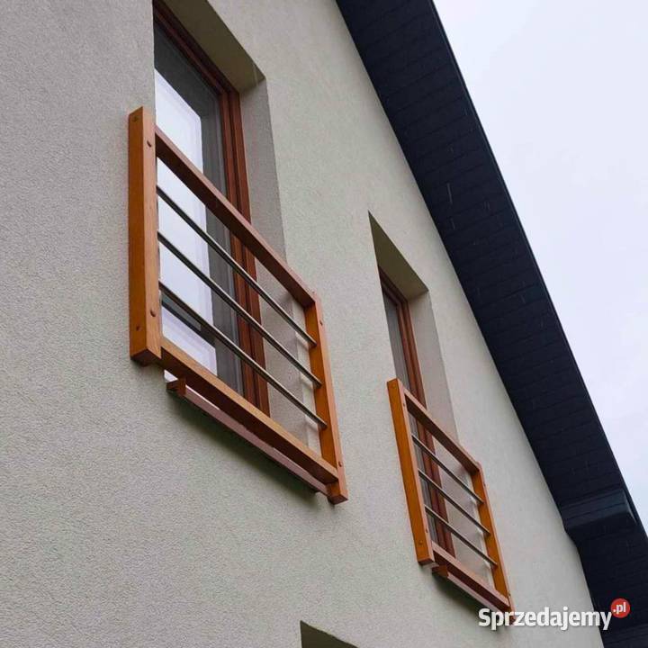 Balustrada Balkon Francuski z Rurkami w Poziomie Balustrady i barierki