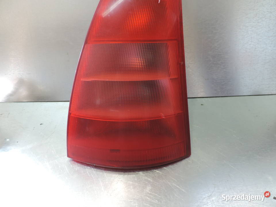 CITROEN C3 I LAMPA PRAWY TYŁ Lampy tylne Nowy Sącz sprzedam