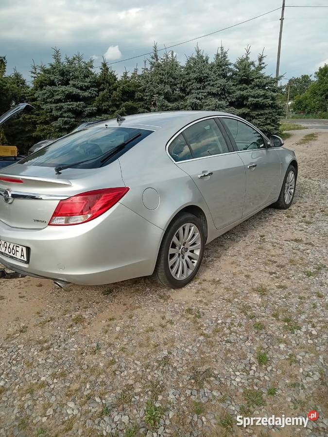 Opel insignia 16 turbo gaz możliwa zamiana radio sprzedam