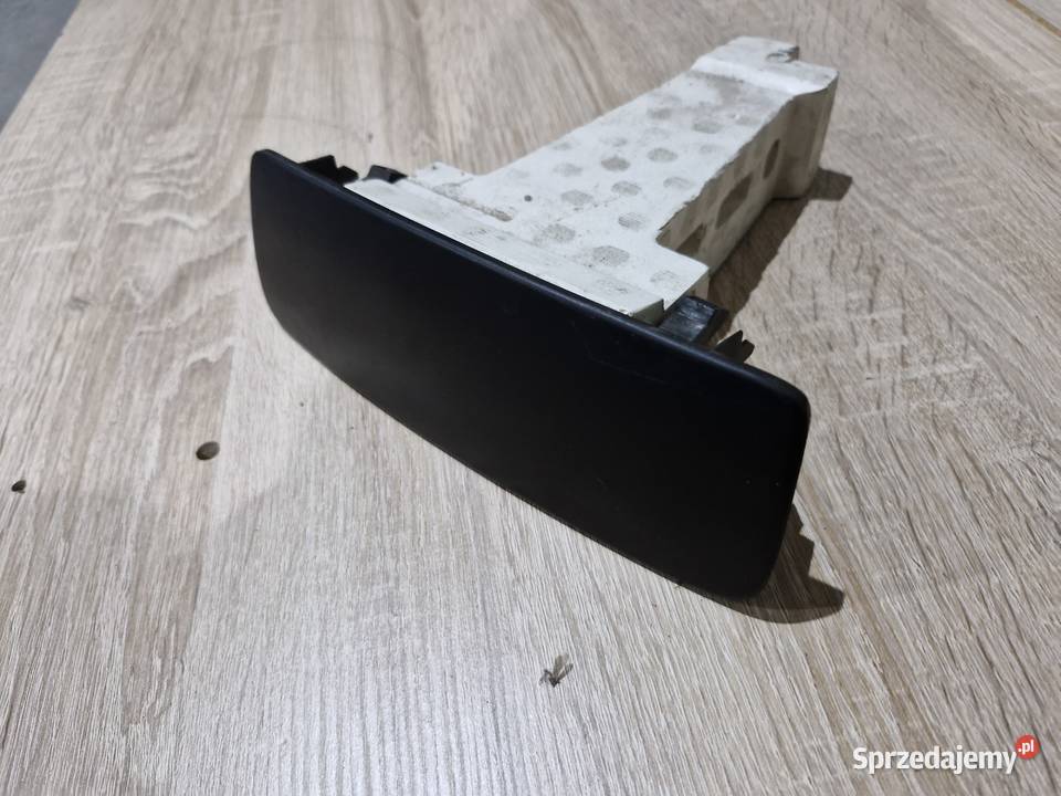 Peugeot 206 oryginalna zaślepka radia