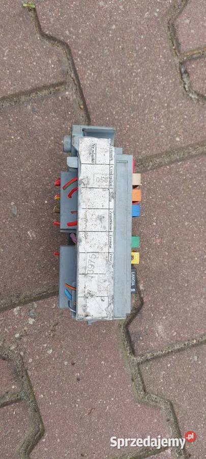 Skrzynka bezpieczników Fiat Panda II 12 benzyna osobowe