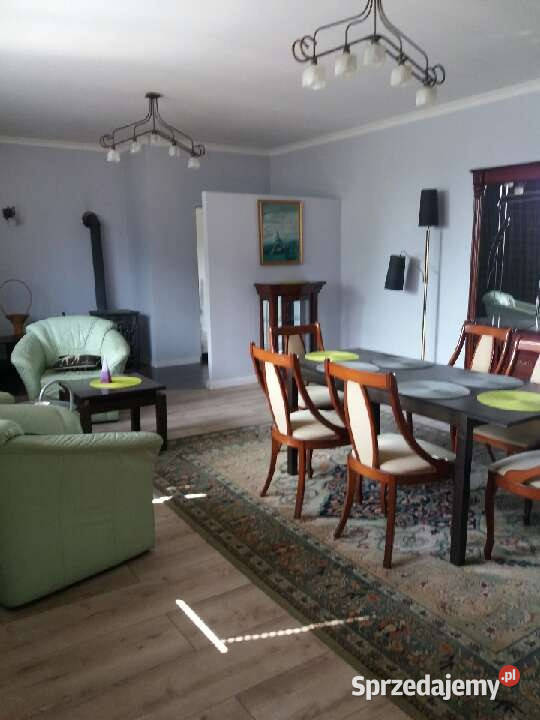 Sprzedam obszerny parterowy dom pod miastem 1464m2