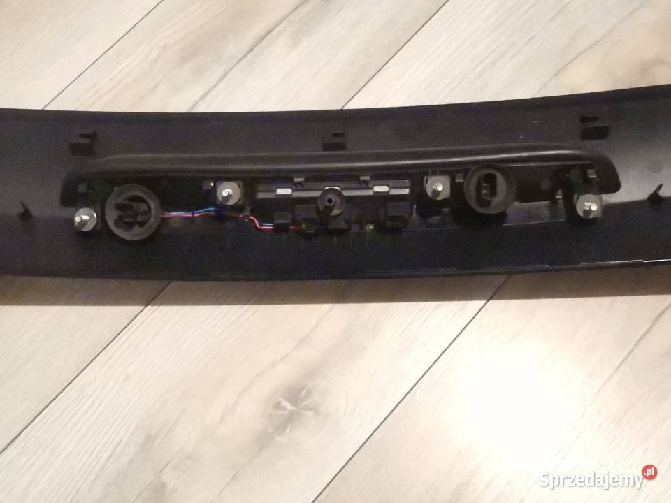 VOLVO V40 XC40 12 BLENDA KLAPY TYŁ LISTWA Międzychód sprzedam
