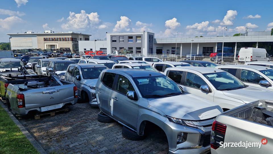 Mitsubishi L200 kabina karoseria kompletna z Bielsko-Biała sprzedam