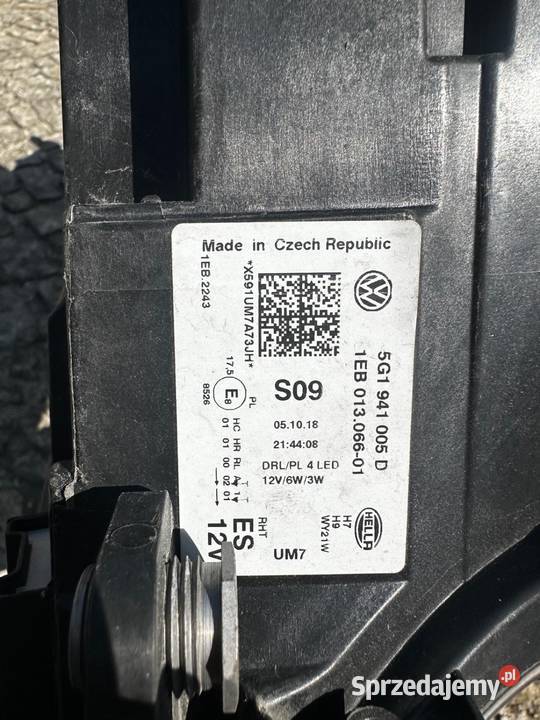 Sprzedam lampę Prawa golf 75 2018 Lampy przednie Leszno