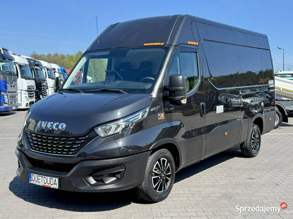 Iveco Daily 35S18 HIMATIC Blaszak Furgon Winda Motoryzacja Widełki