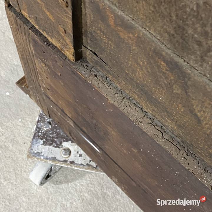 Szafa dwudrzwiowa z litego dębu intarsje Niemcy Budno