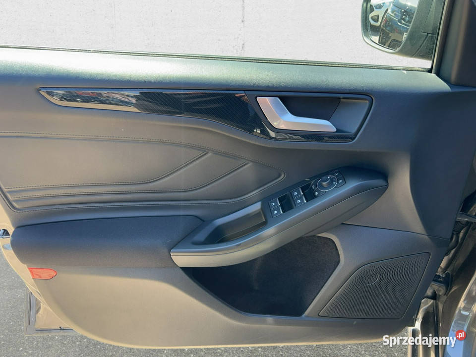 Ford Focus 10 EcoBoost mHEV STLine X Z Polskiego