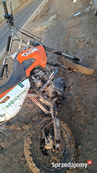 sprzedam quada 125 i crossa 200 Przyjaźń