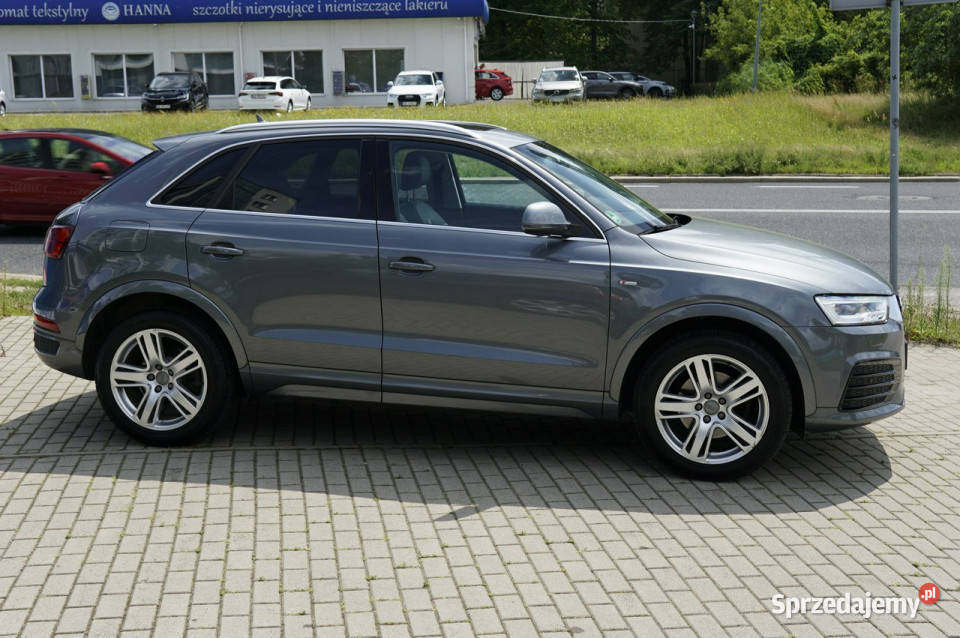 Audi Q3 salon Polska SLine polift bogata wersja światła LED Warszawa