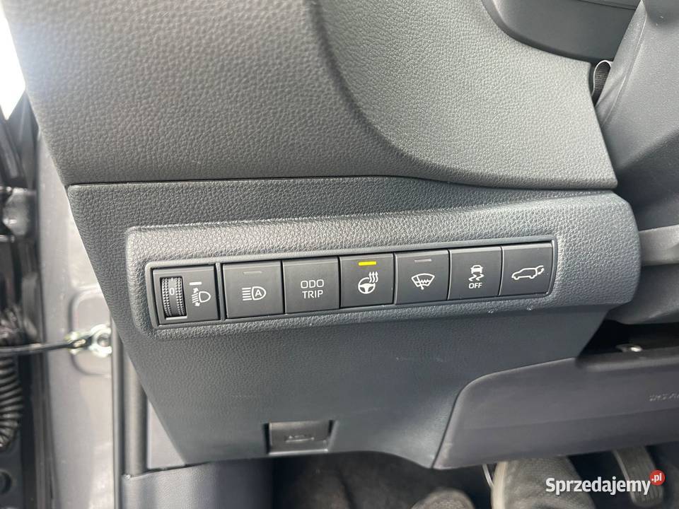 Toyota Corolla 20 Hybrid sprzedam