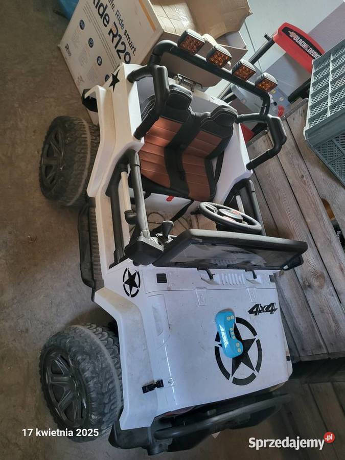 Sprzedam autka na akumulator 4x4 Sandomierz sprzedam