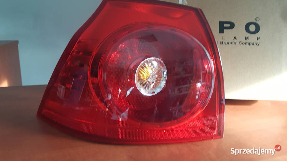 Lampa tylna zewnętrzna Volkswagen Golf V lampy tylne Motoryzacja Wodzisław Śląski