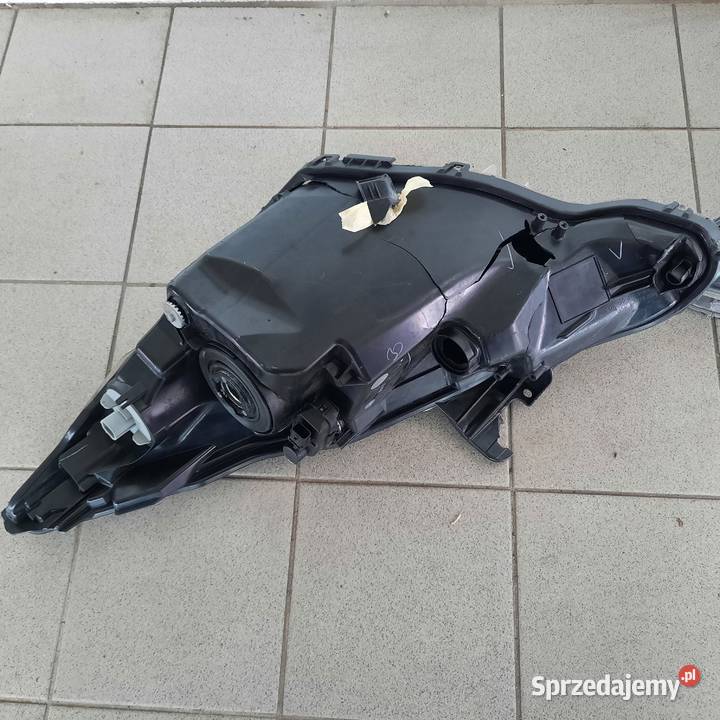 Lampy przód do Toyoty aygo 2014 uszkodzone Siedlce sprzedam