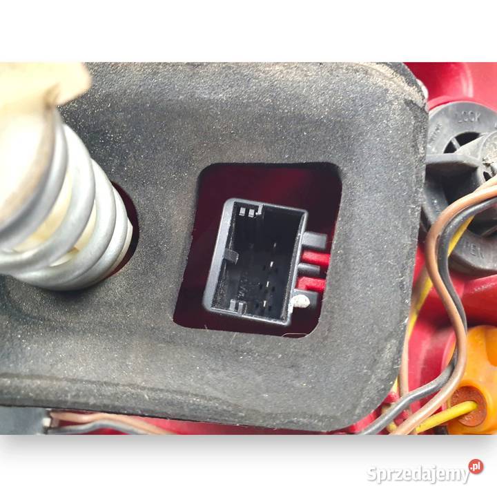 LAMPA LEWY TYŁ VW Passat B7 Kombi lewa tylna Chełm
