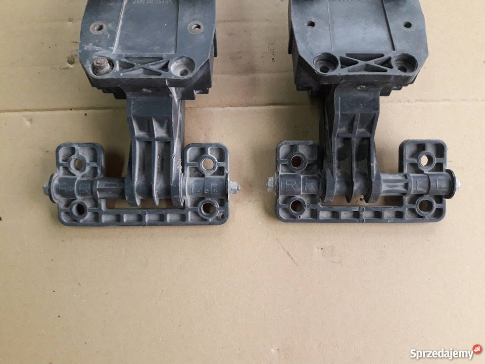 VOLVO FH12 MOCOWANIE WSPORNIK REFLEKTORA LEWE ciężarowe Bieleń