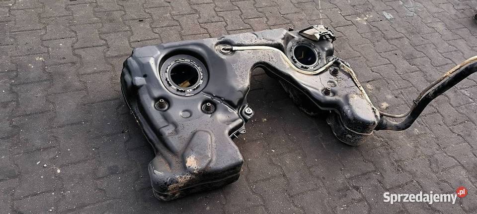 ZBIORNIK PALIWA VOLKSWAGEN PASSAT B8 Pozostałe Lipno
