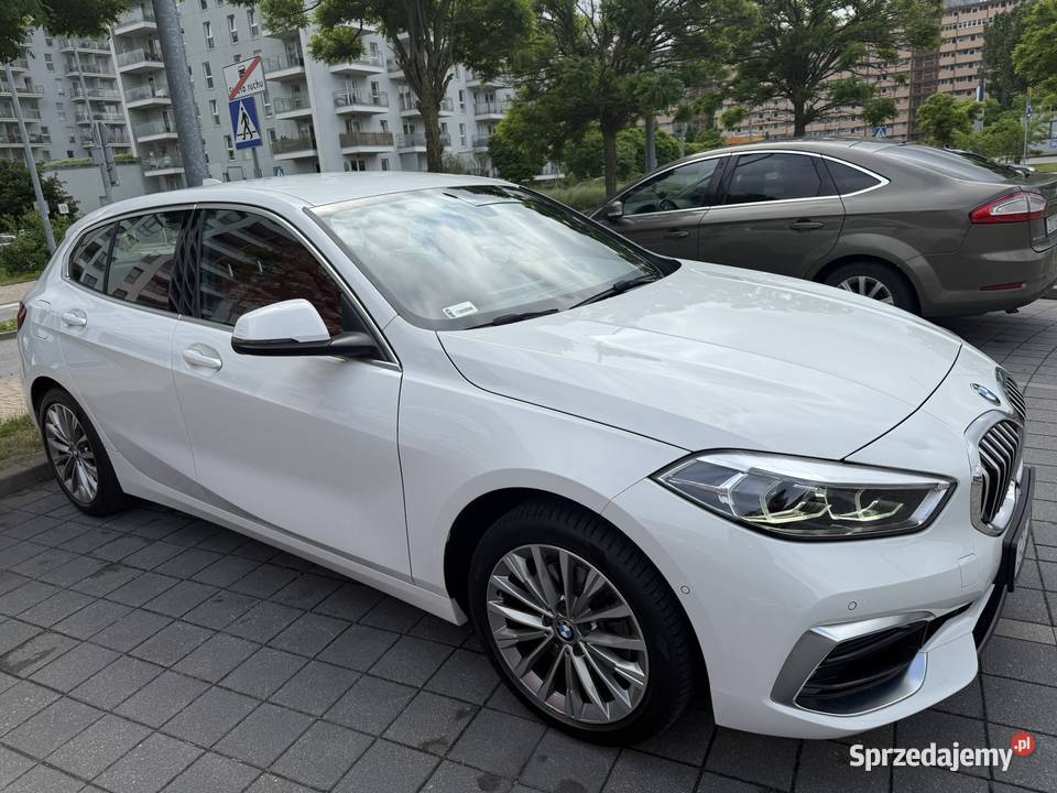 BMW Seria 1 BMW 118i Luxury Line Skóra Magma Red Gdańsk