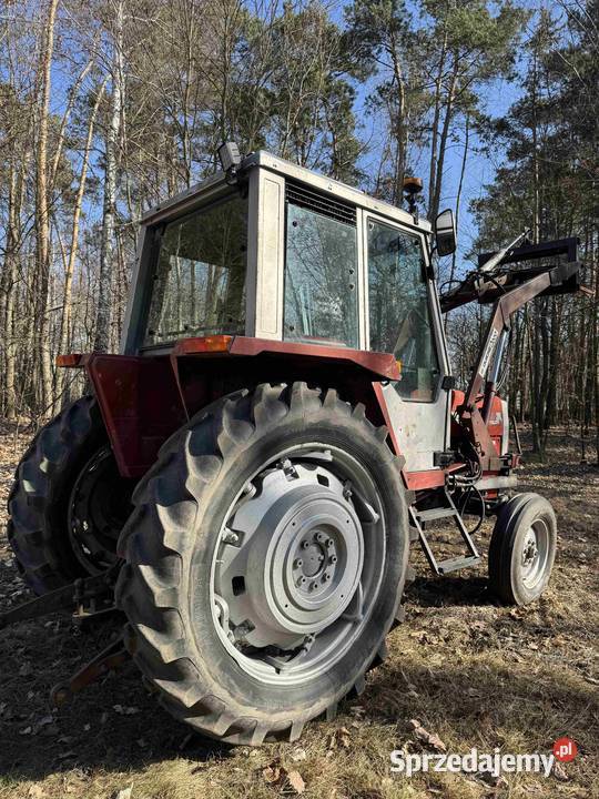 Ciągnik Massey Ferguson 675 Ładowacz czołowy tur