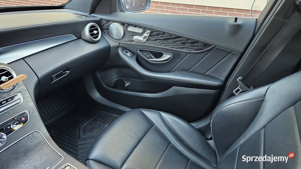 MercedesBenz Klasa C W205 20 300 245 AMG 4MATIC Zarszyn sprzedam