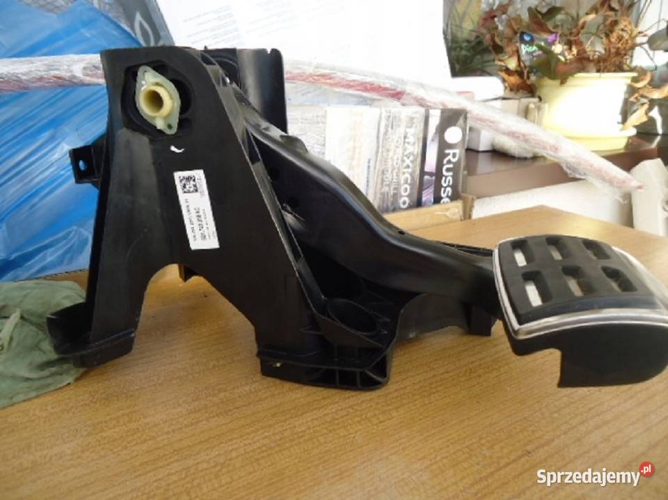 PEDAŁ HAMULCA VWAUDI NOWY ORYGINALNY 5Q1723058AC sprzedam