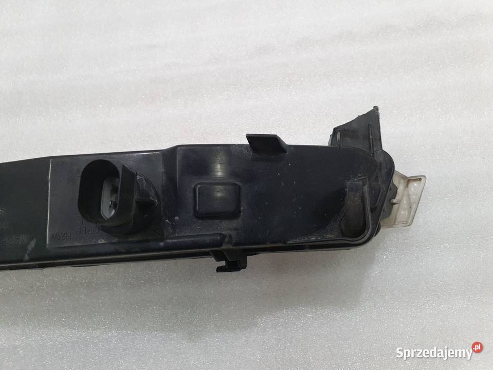 KIERUNKOWSKAZ PRAWY PRZÓD AUDI Q7 4L 4l0953042