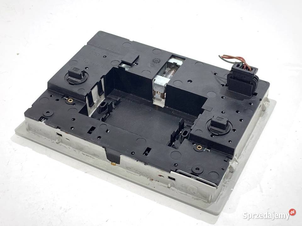 LAMPA SUFITOWA SEAT LEON II 5P0947105A Hatchback osobowe