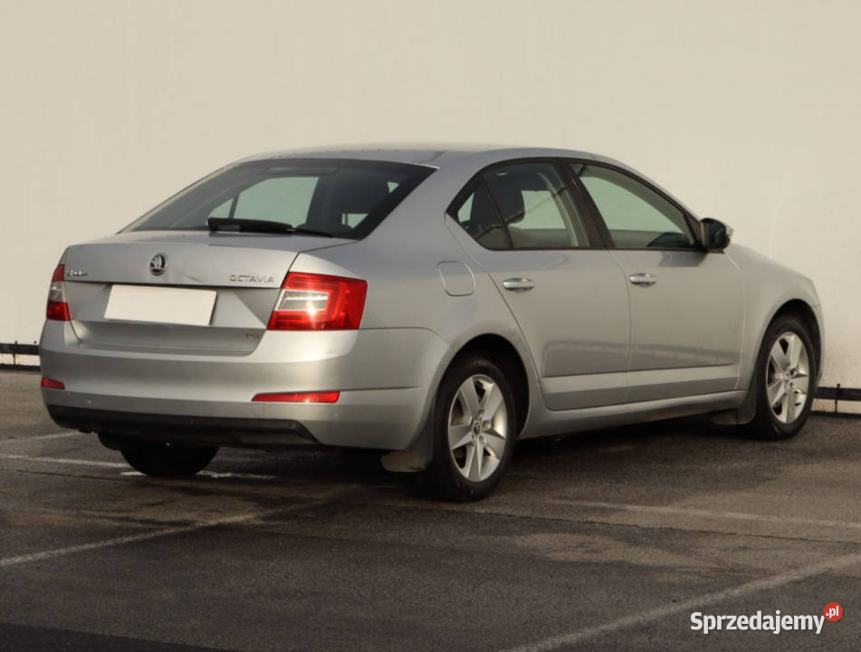 Skoda Octavia 14 TSI centralny zamek