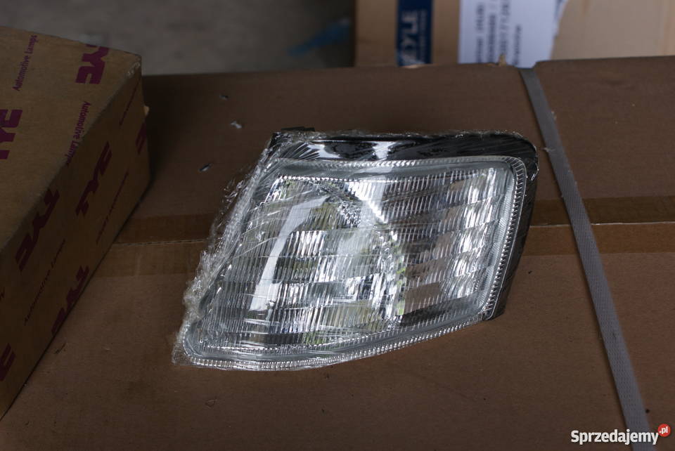 KIERUNKOWSKAZ LEWY BIAŁY NISSAN PRIMERA NOWY Białobrzegi