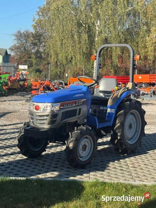 ISEKI Hunter 233 23hp 4x4 Power Shift mazowieckie Biskupice