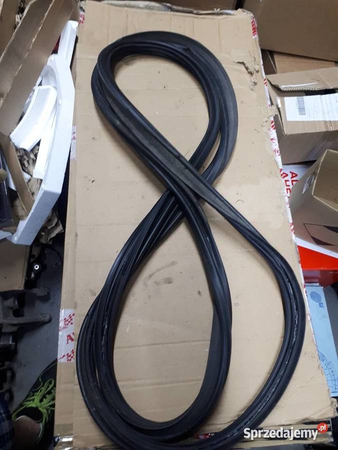 Uszczelka bagażnika Avensis T25 kombi Sandomierz