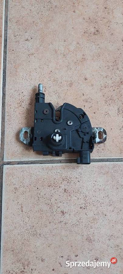 Zamek pokrywy maski silnika FORD C Szczecin sprzedam