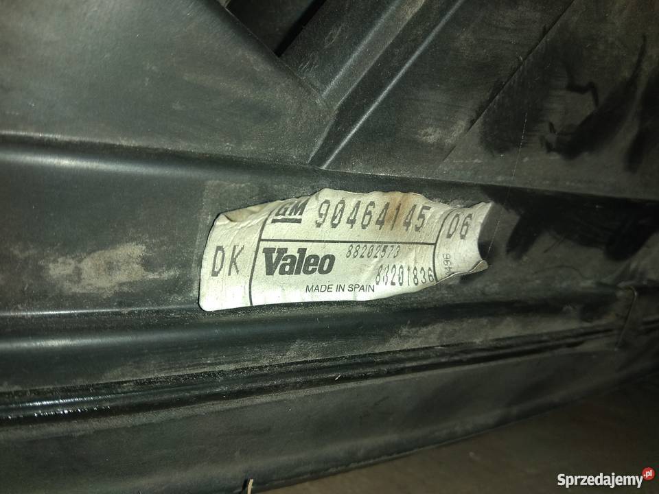 Lampa przód Opel Vectra sprzedam