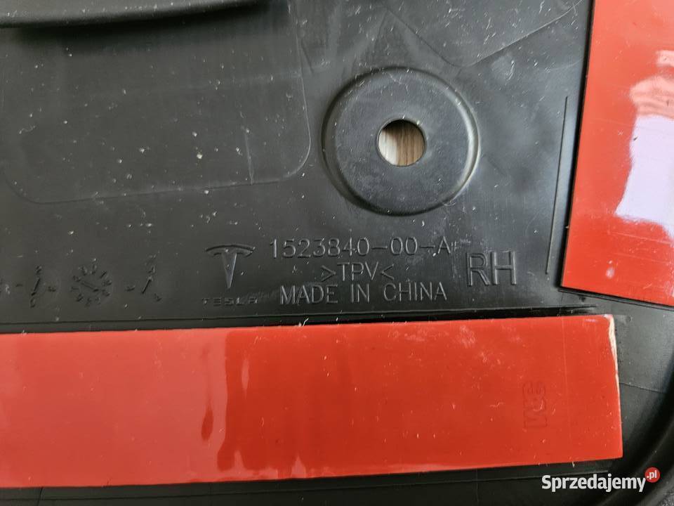 Chlapacze do pojazdów Tesla Model 3 przód Marki sprzedam