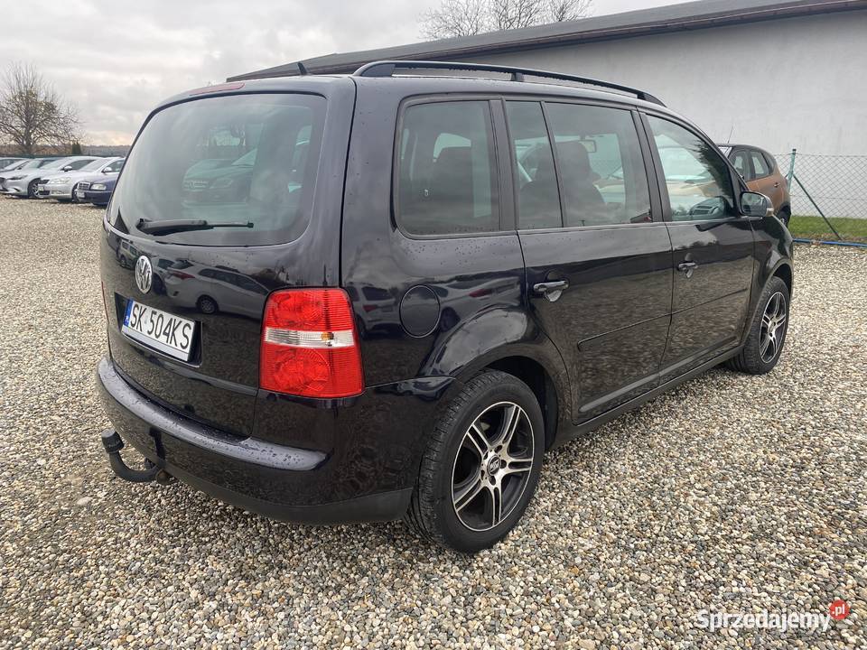 Volkswagen Touran nieuszkodzony Paniówki sprzedam