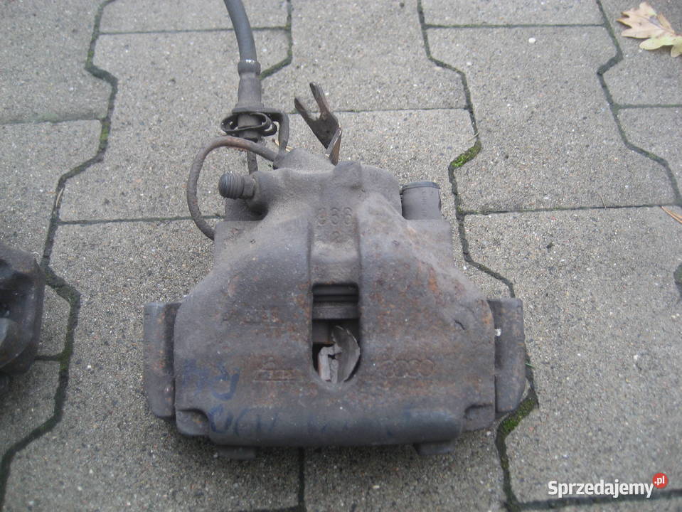 audi 100 c4 9094r 23 benzyna zacisk hamulcowy osobowe Rakoniewice sprzedam